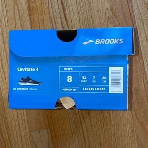 Almost New Brooks Levitate 4’s Size 8 Men’s